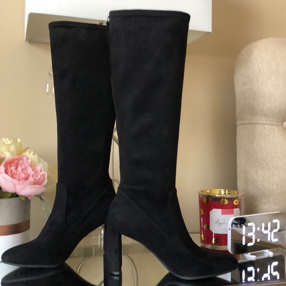 NINE WEST Black Super soft Faux Suede Heeled Boots - Picture 3 of 10
